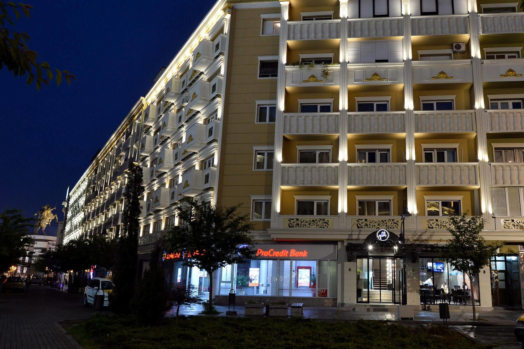 Alexandar Square Boutique Hotel スコピエ エクステリア 写真
